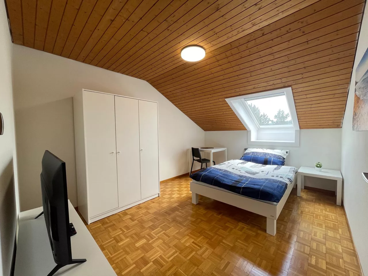 Möbliertes WG-Zimmer an der Forchstrasse 313 in Zürich zur Miete