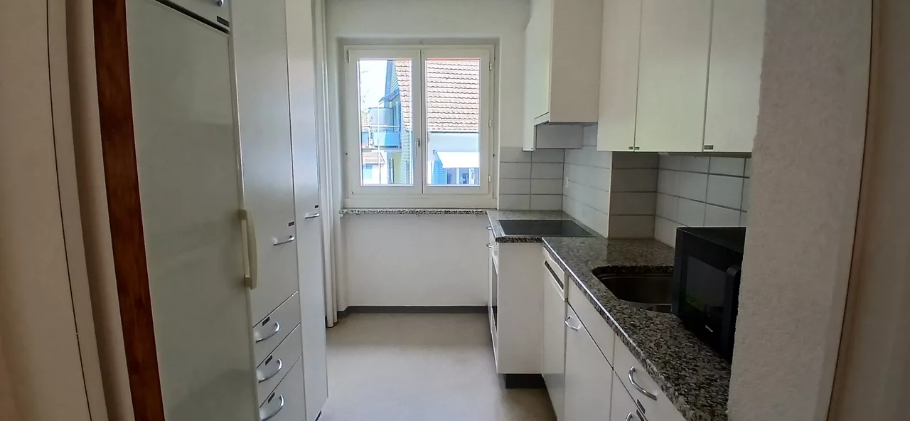 Möbliertes WG-Zimmer an der Töpferstrasse in Zürich 14 m² zur Miete – Küche