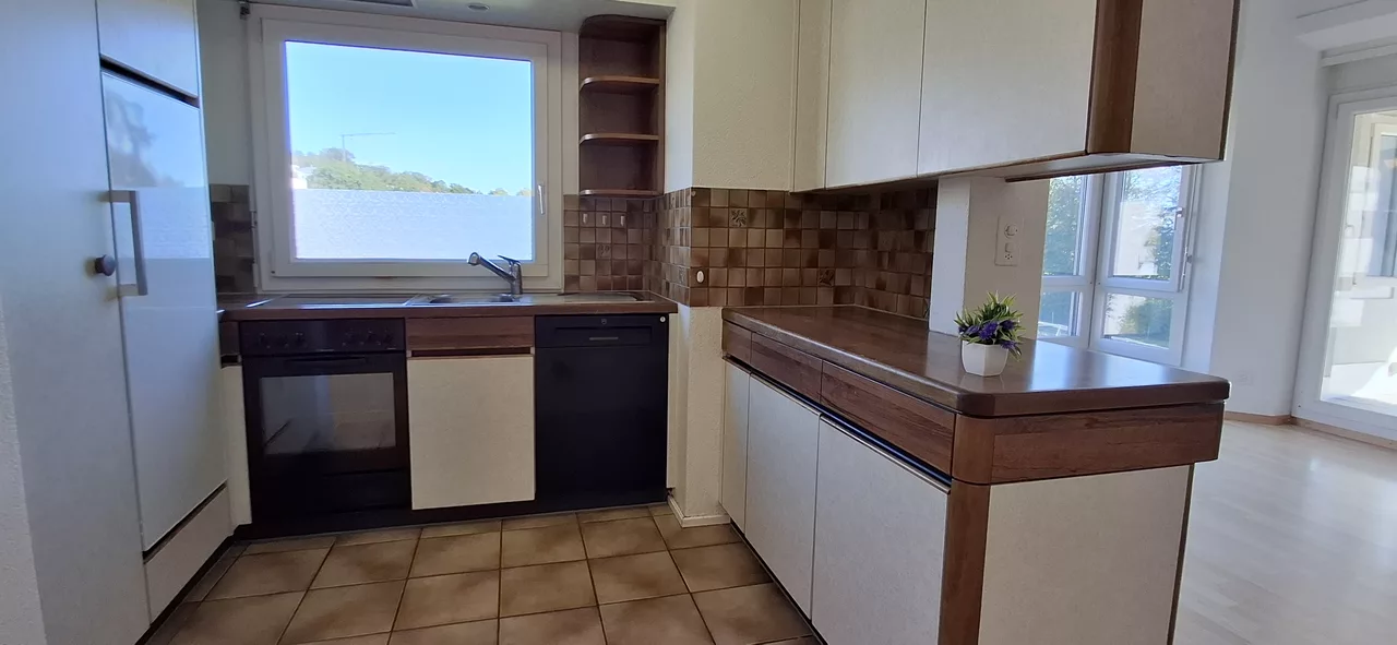 Möbliertes WG-Zimmer an der Giblenstrasse in Zürich 15 m² zur Miete – Küche