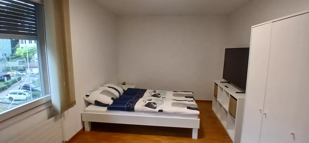 Möbliertes WG-Zimmer an der Felsenstrasse in Zürich 15 m² zur Miete
